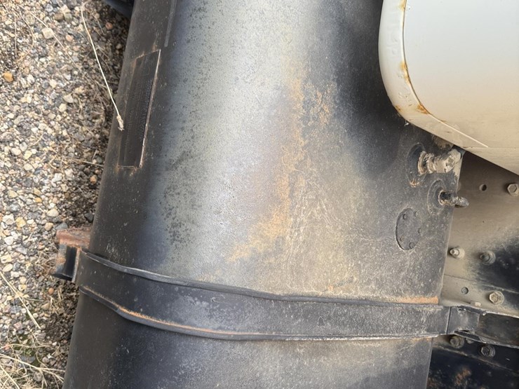 2000-international-4700-image-18