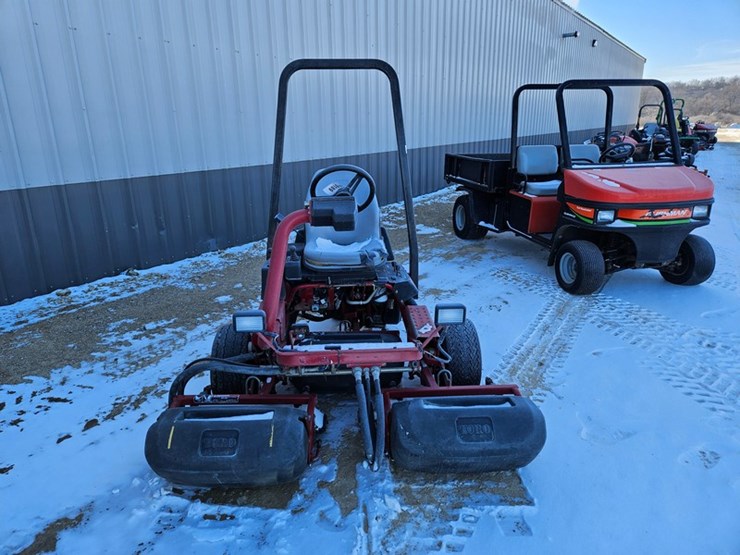 toro-greensmaster-3150-image-8