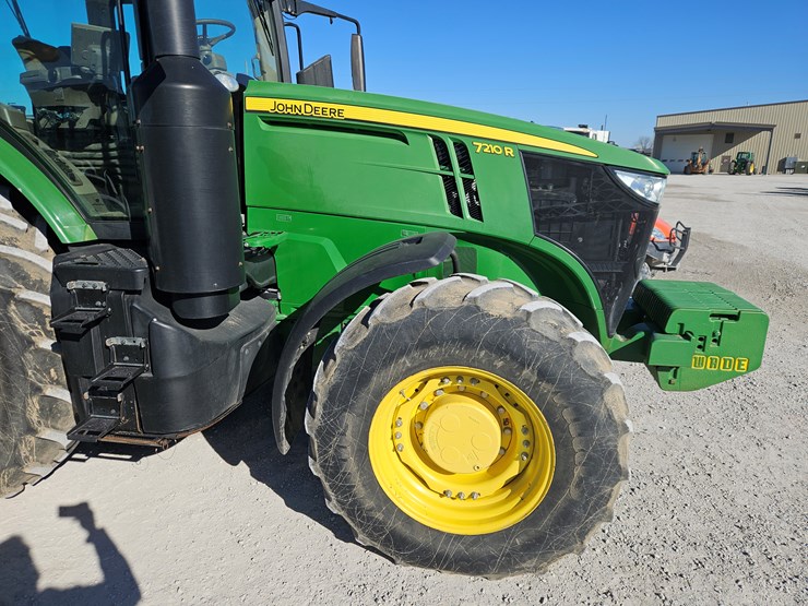 john-deere-7210r-image-5