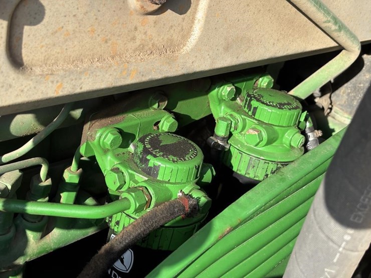 2005-john-deere-7220-image-50