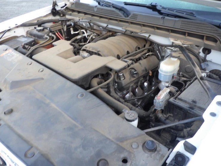 2018-chevrolet-1500-image-8