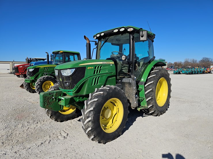 john-deere-6130r-image-1