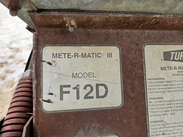 #107-•-turfco-f12d-top-dresser-image-8