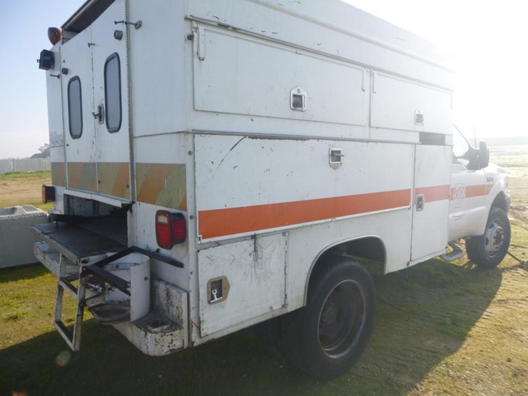 2003-ford-f450-image-3