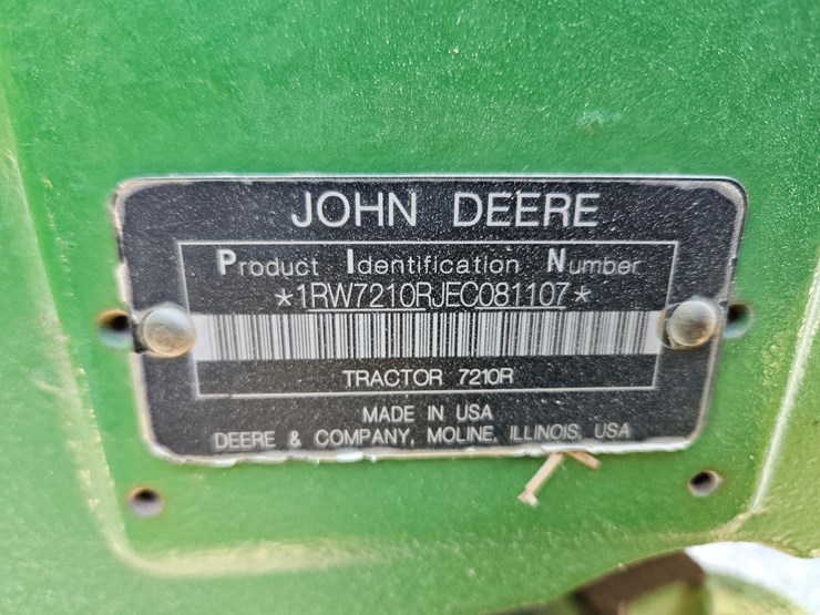 2014-john-deere-7210r-image-9