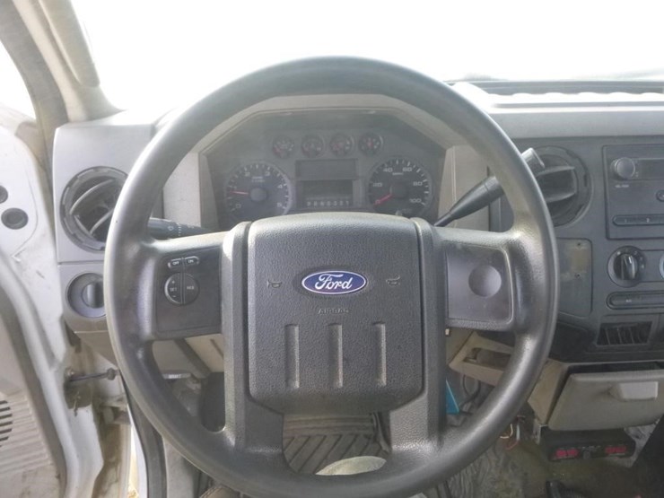 2008-ford-f550-image-22