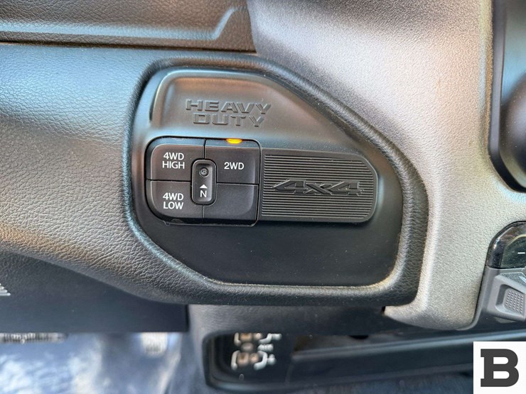 2019-dodge-2500-image-34