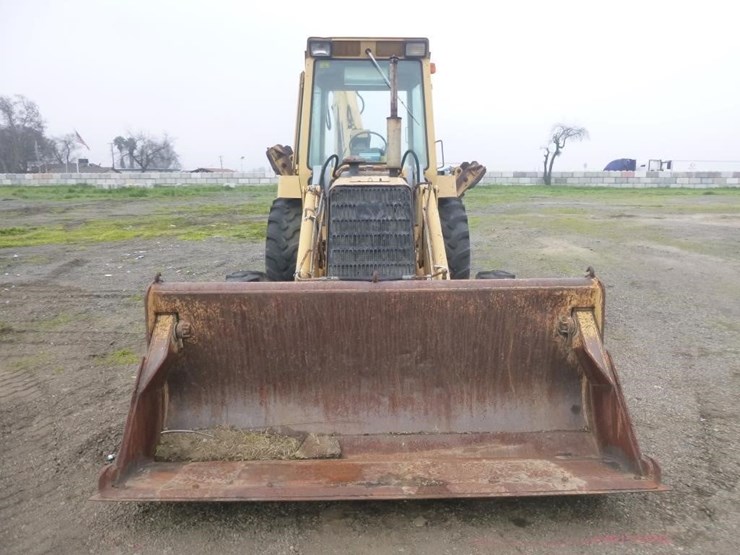 1986-ford-655a-image-6