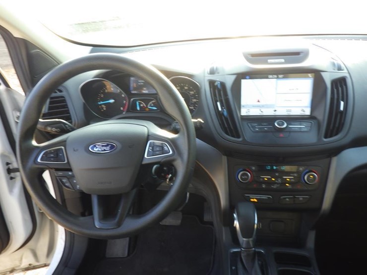 2018-ford-escape-image-9