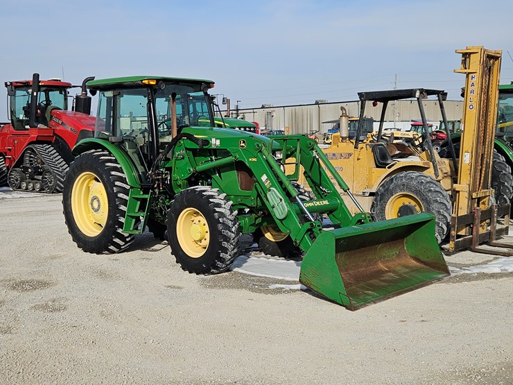2013-john-deere-6115d-image-1