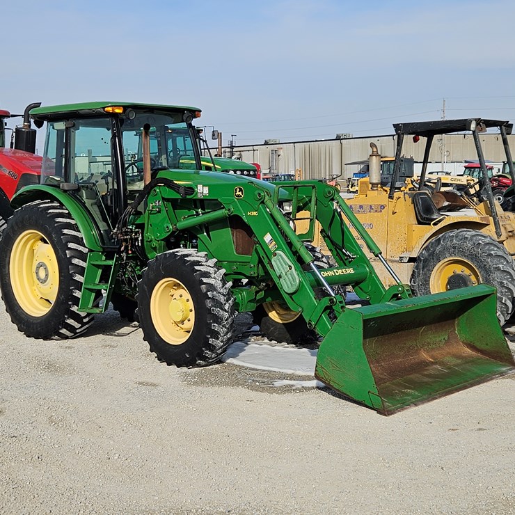 2013 JOHN DEERE 6115D