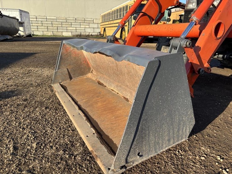 2011-kubota-mx4700-image-9