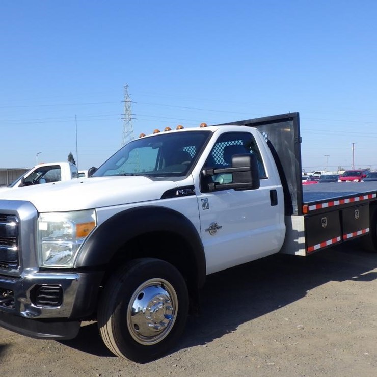 2012 FORD F550