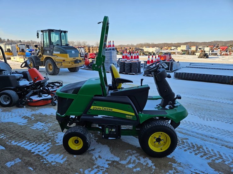 john-deere-1550-image-6
