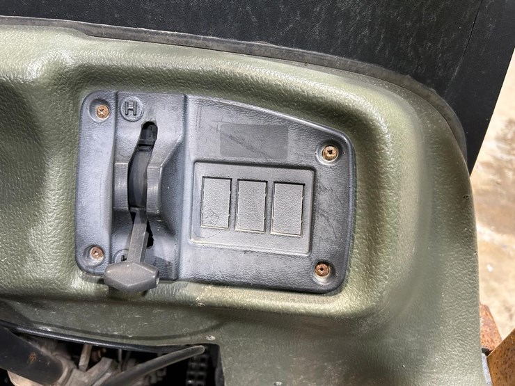 2013-argo-750hdi-image-17