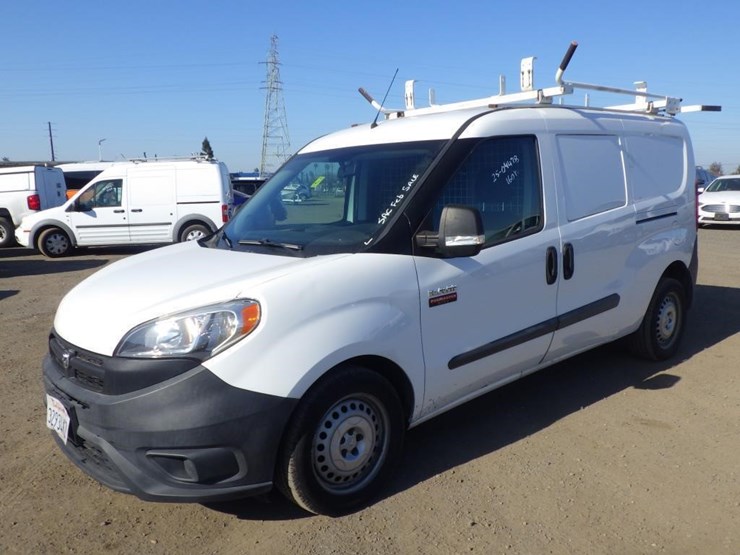 2018-ram-promaster-city-image-1