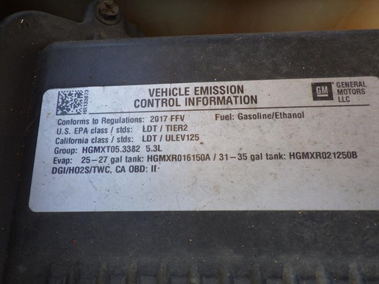 2017-chevrolet-tahoe-image-12