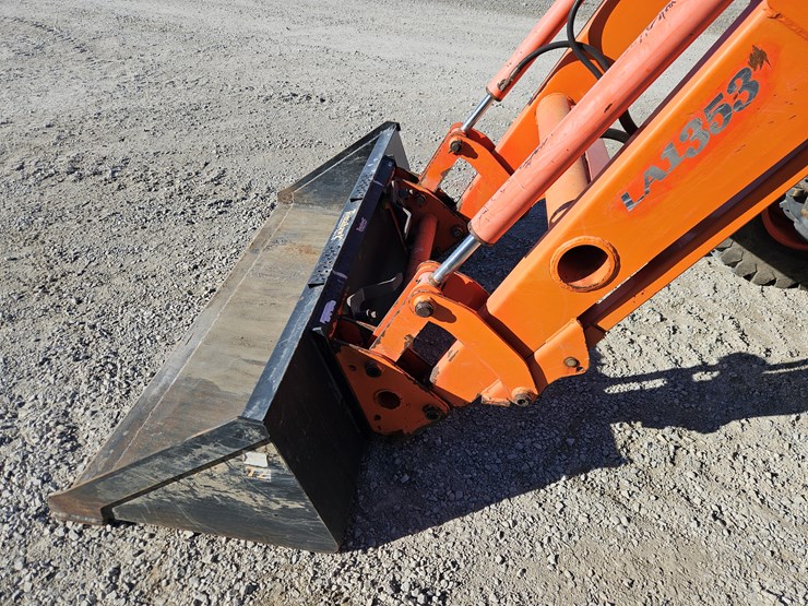 kubota-m7060-image-6