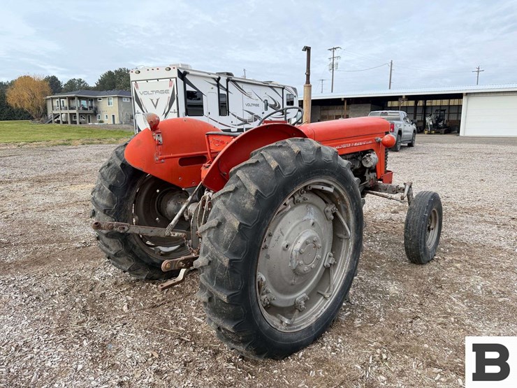 massey-ferguson-65-image-5