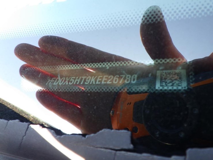 2019-ford-f550-image-17