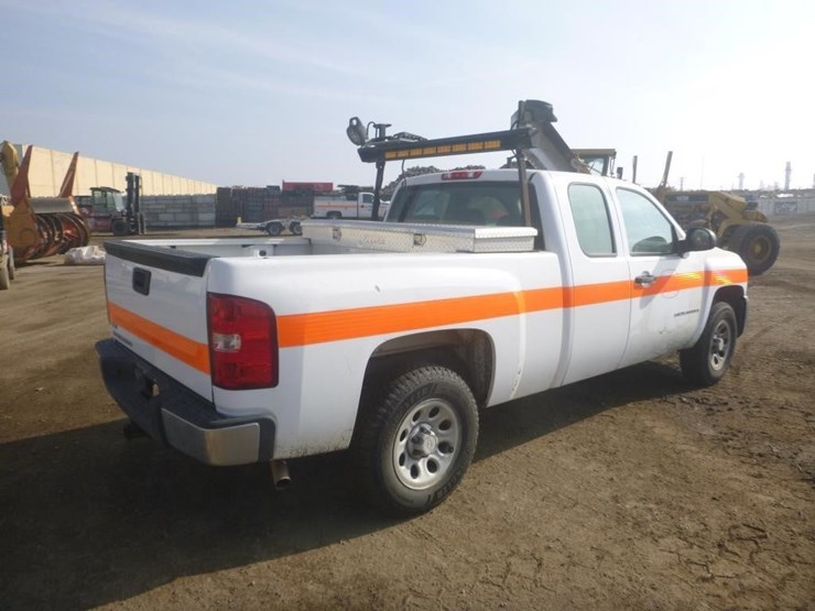 2008-chevrolet-1500-image-3