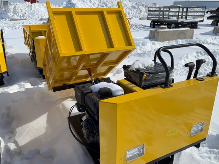 new-unused-ir-model-ird25-track-dumper,-13-hp-gas-engine,-3-speed,-hydraulic-dump-image-9