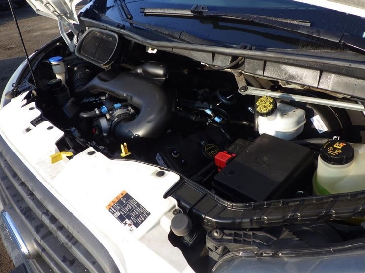 2016-ford-transit-image-9