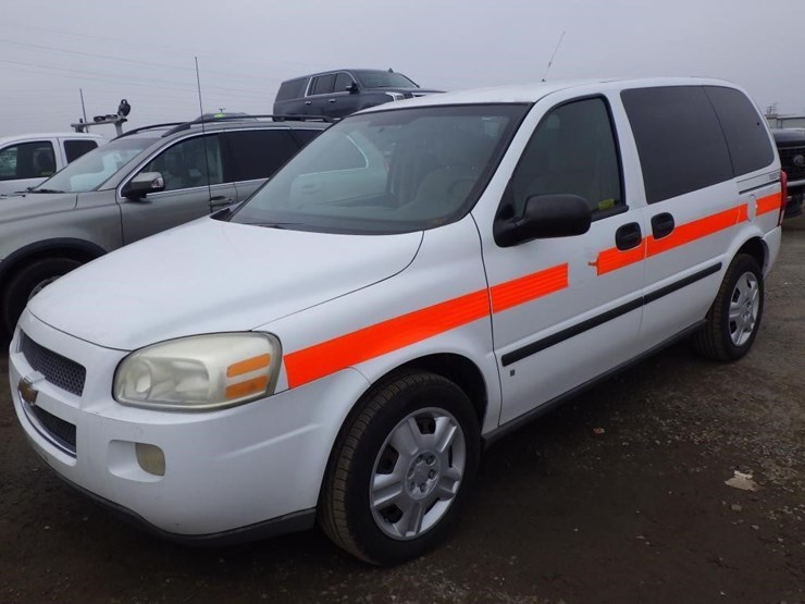 2008-chevrolet-uplander-image-1