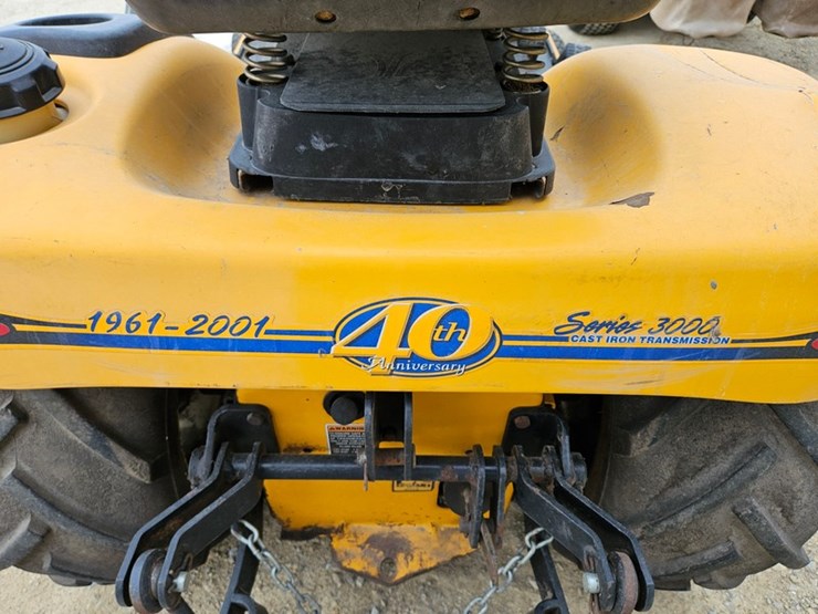 2001-cub-cadet-3240-image-14