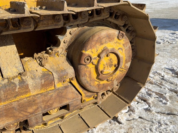 2005-caterpillar-d4g-xl-image-15