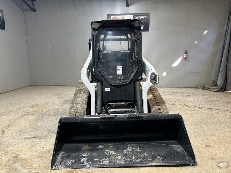2020-bobcat-t76-image-7