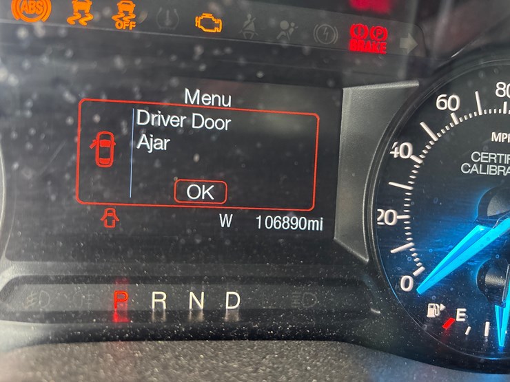 2019-ford-explorer-image-4