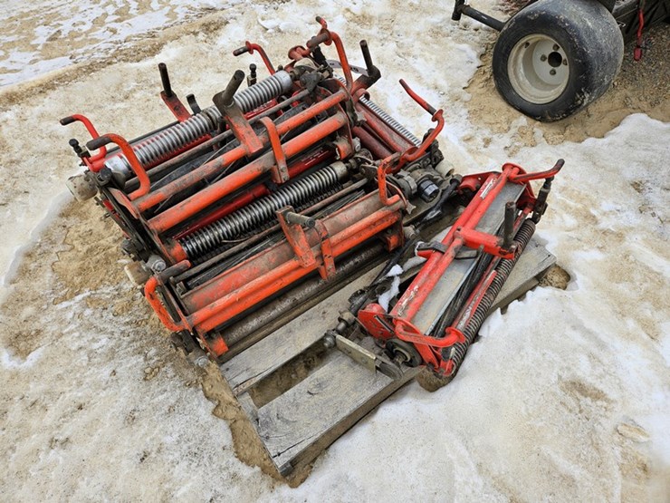 #129-•-jacobsen-pallet-used-mower-reels-image-3