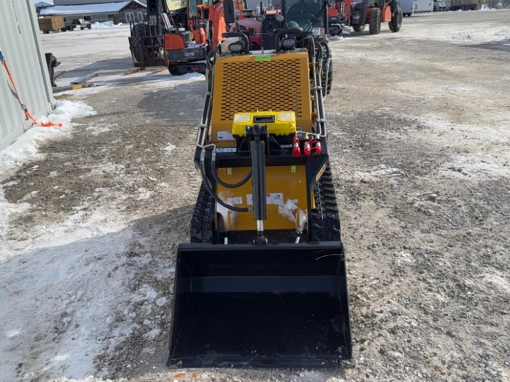 unused-2025-agt-model-mx-crt23-mini-skid-steer,-23-hp-gas-engine,-sn#-mxcrt232025100752-image-11