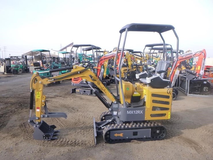 agt-mx12rx-hydraulic-excavator-image-5