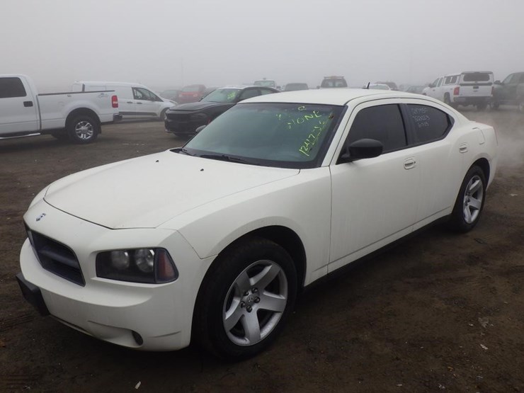 2007-dodge-charger-sedan-image-1