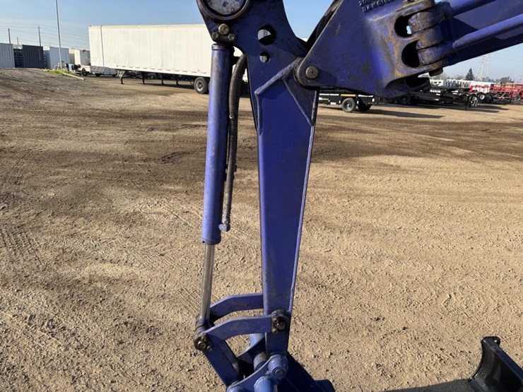 komatsu-pc20uu-3-image-14