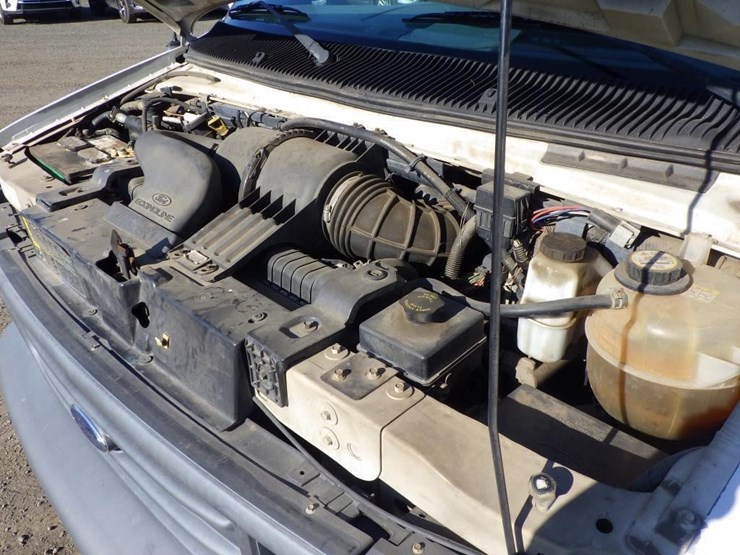 2006-ford-econoline-350-image-10