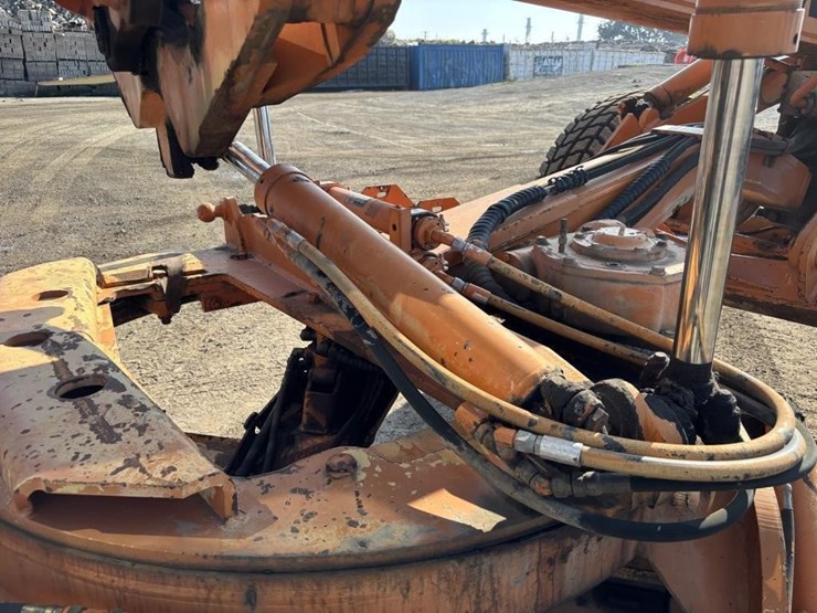 1996-komatsu-870-b-motor-grader-image-15