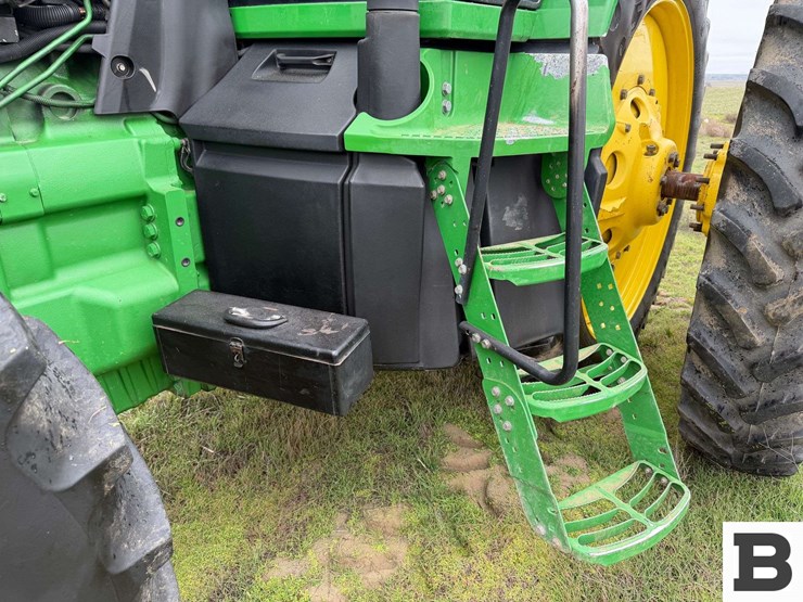 2006-john-deere-8330-image-41