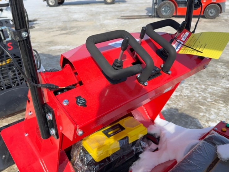 unused-2026-agt-model-sda140t-compact-track-loader,-15-hp-gas-engine,-sn#-sda140t25l1128947-image-5