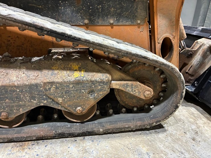 2021-case-tr270b-image-13