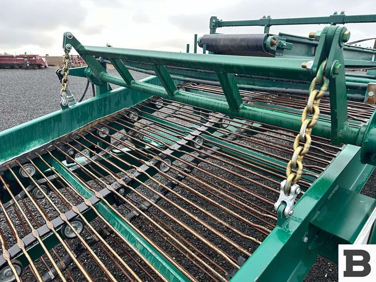 2022-willsie-2-row-sweet-potato-harvester---moses-lake,-wa-image-14