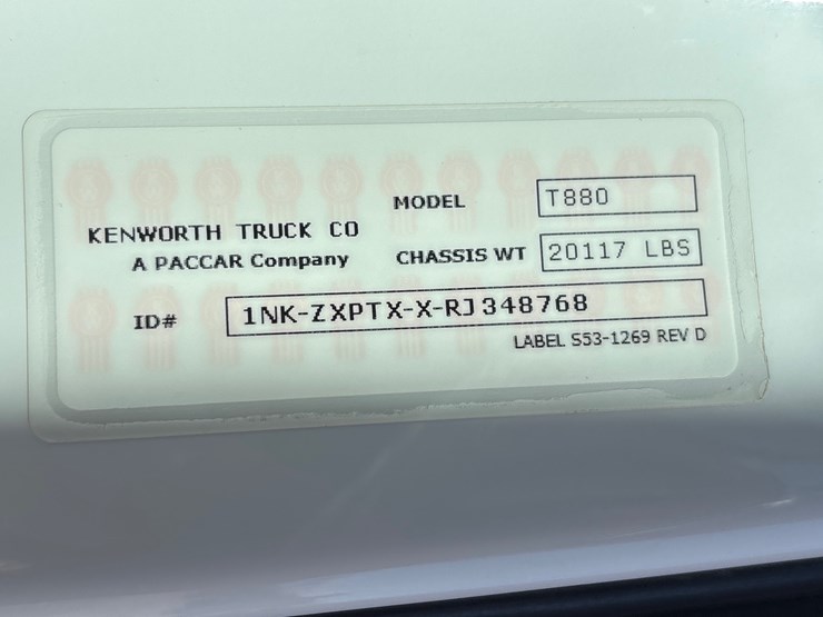 2024-kenworth-t880-image-19