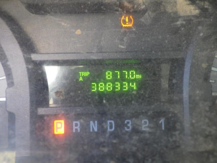 2012-utility-van-image-13