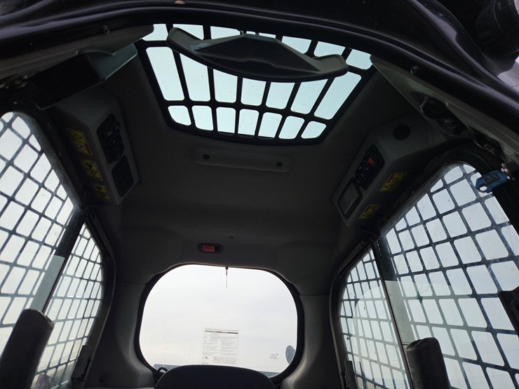 2022-caterpillar-279d3-image-8