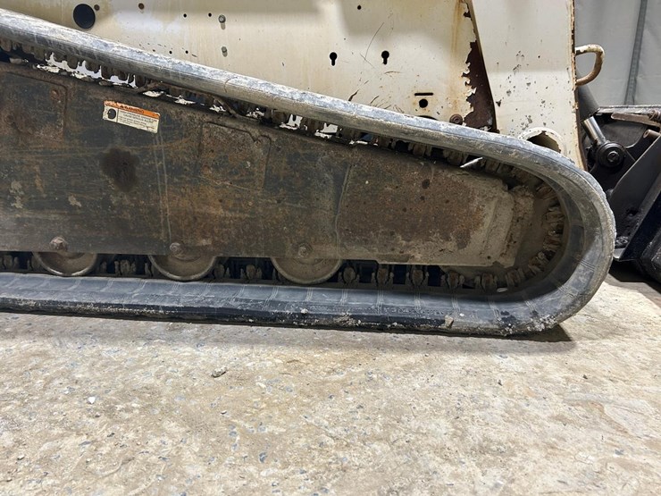 bobcat-t300-image-14