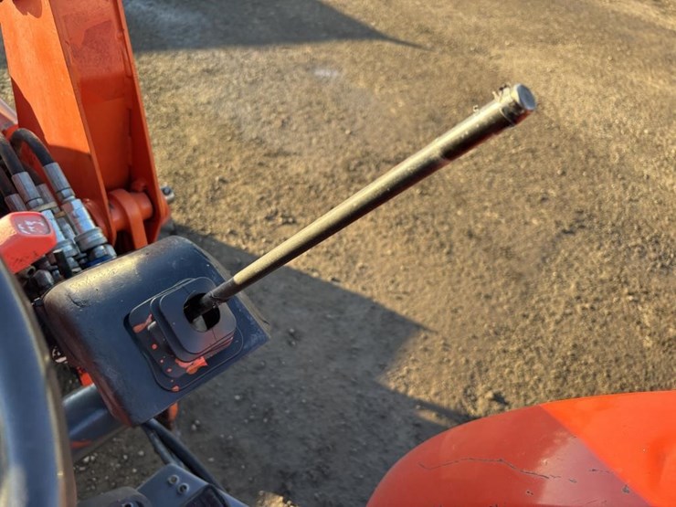 2011-kubota-mx4700-image-31