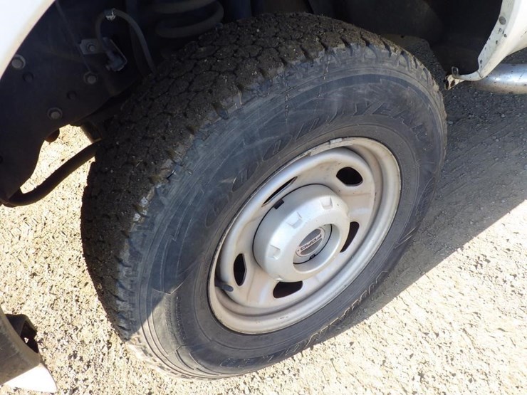 2011-ford-f250-image-13