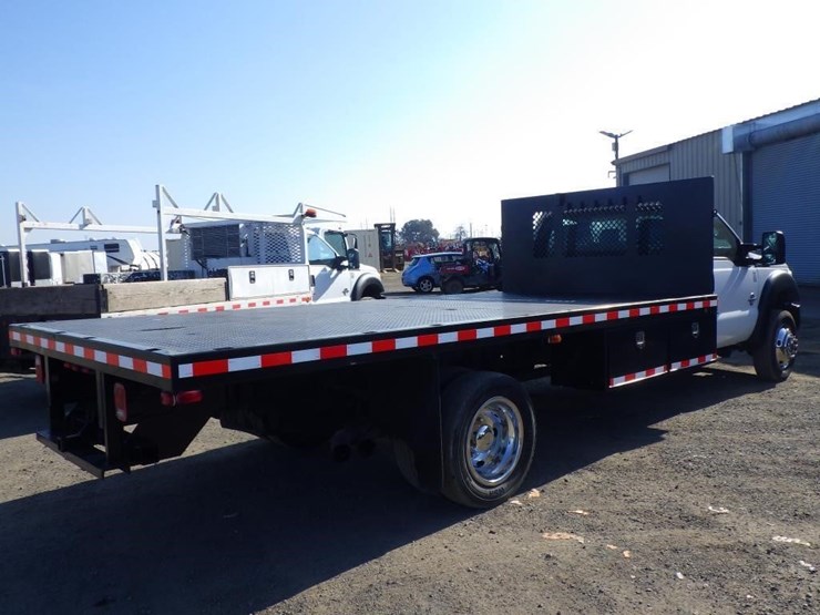 2012-ford-f550-image-3